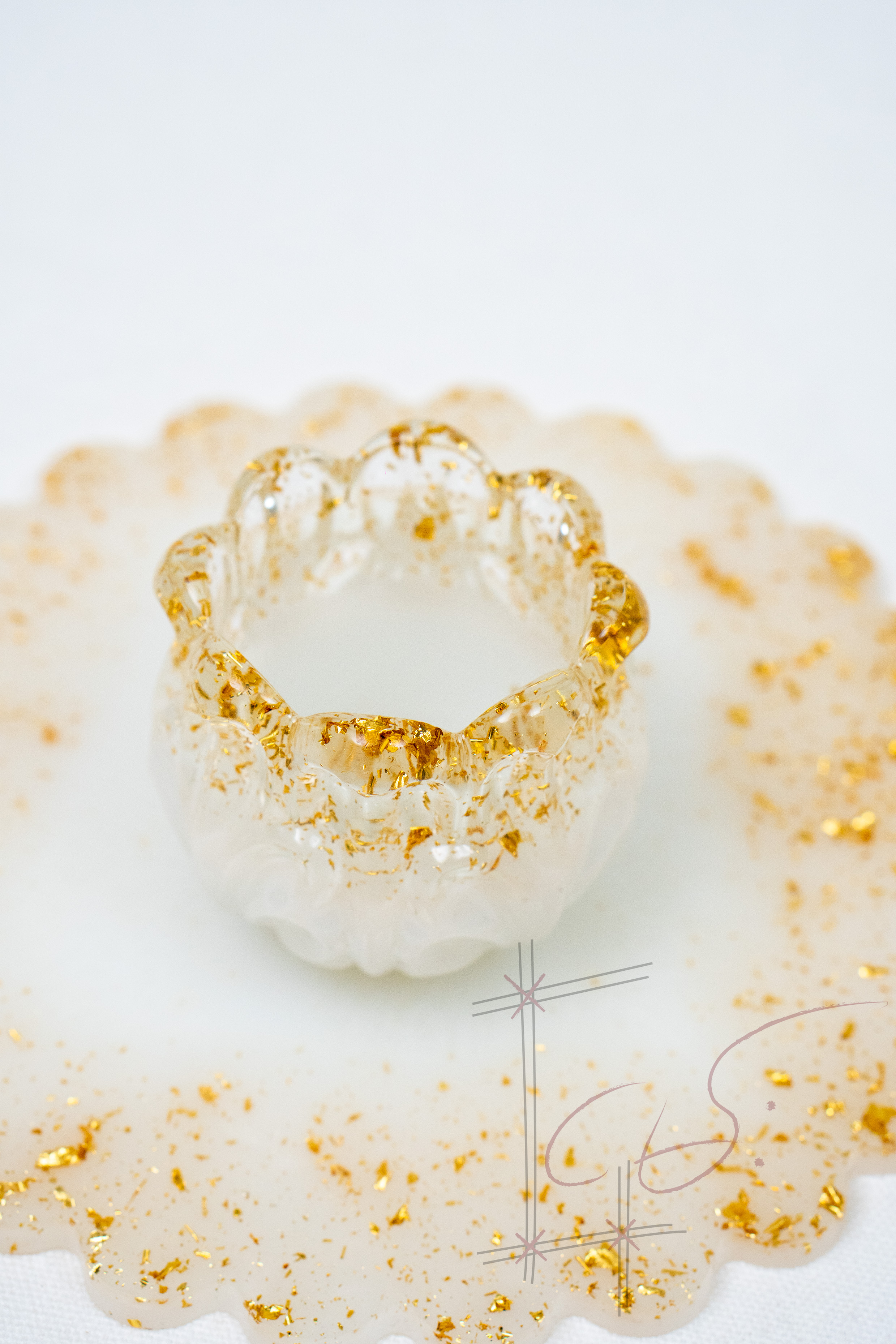 Resin Swan Taw Set